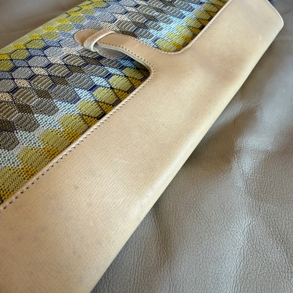 Missoni Hexagonal Pattern Clutch in Tan, Blue, and Yellow - NWT (read) - Picture 3 of 8